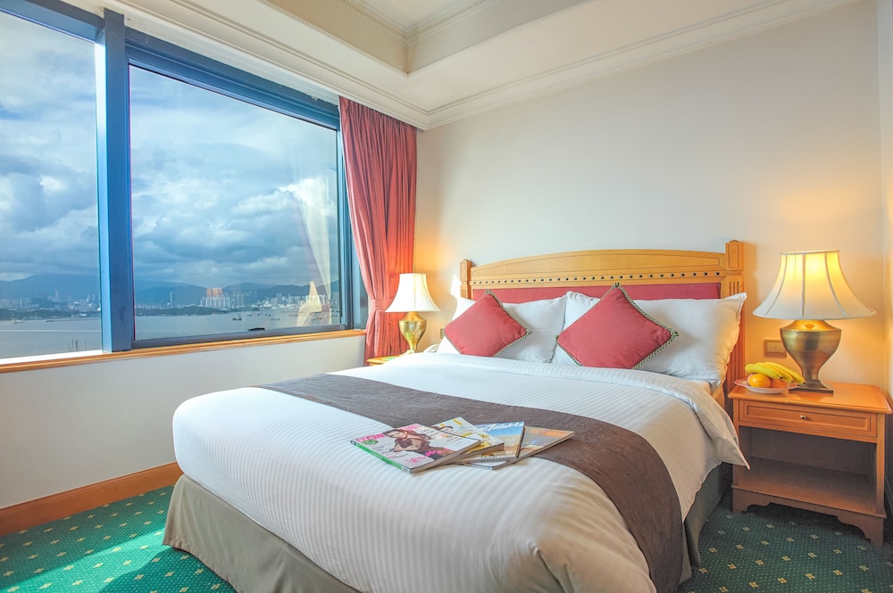 Deluxe Suite, 1 Double Bed, Harbor View photo 2
