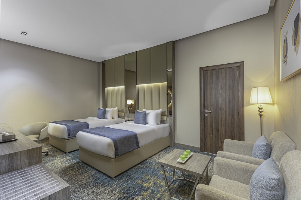 Deluxe Twin Room photo 1