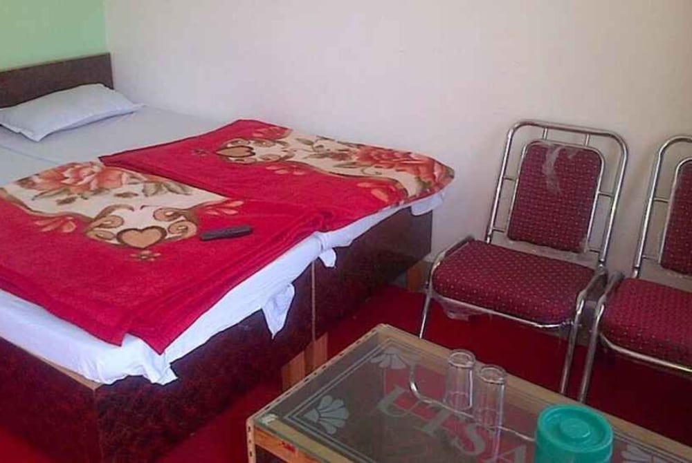 Deluxe Quadruple Room - Photo 6