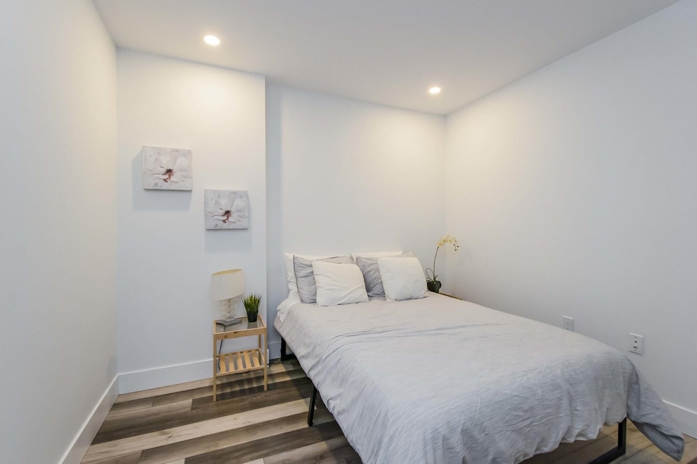 Luxurious 3 Bedroom Brand NEW Town House, 사진 59