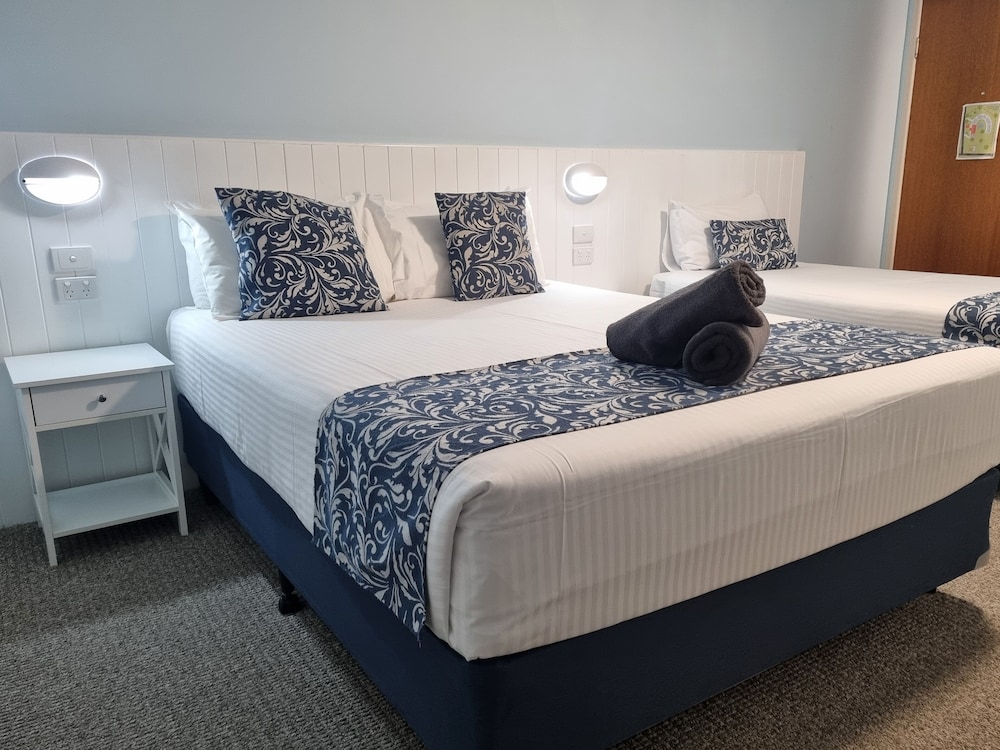 Classic Twin Room photo 2