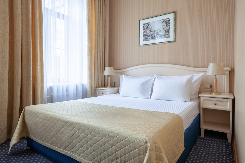 Standard Double or Twin Room photo 1