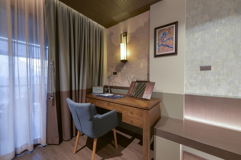 Deluxe Twin Room - Photo 3