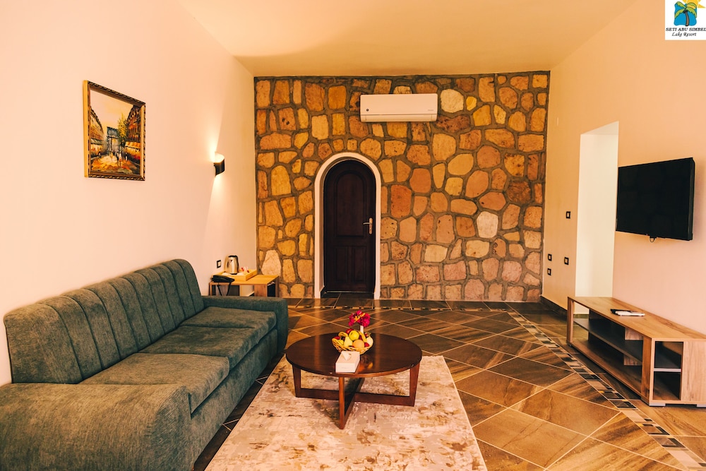 Executive Suite, Multiple Beds photo 1