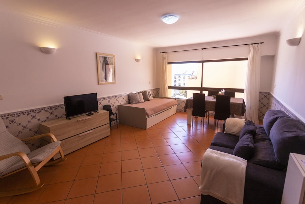 Apartment photo 1