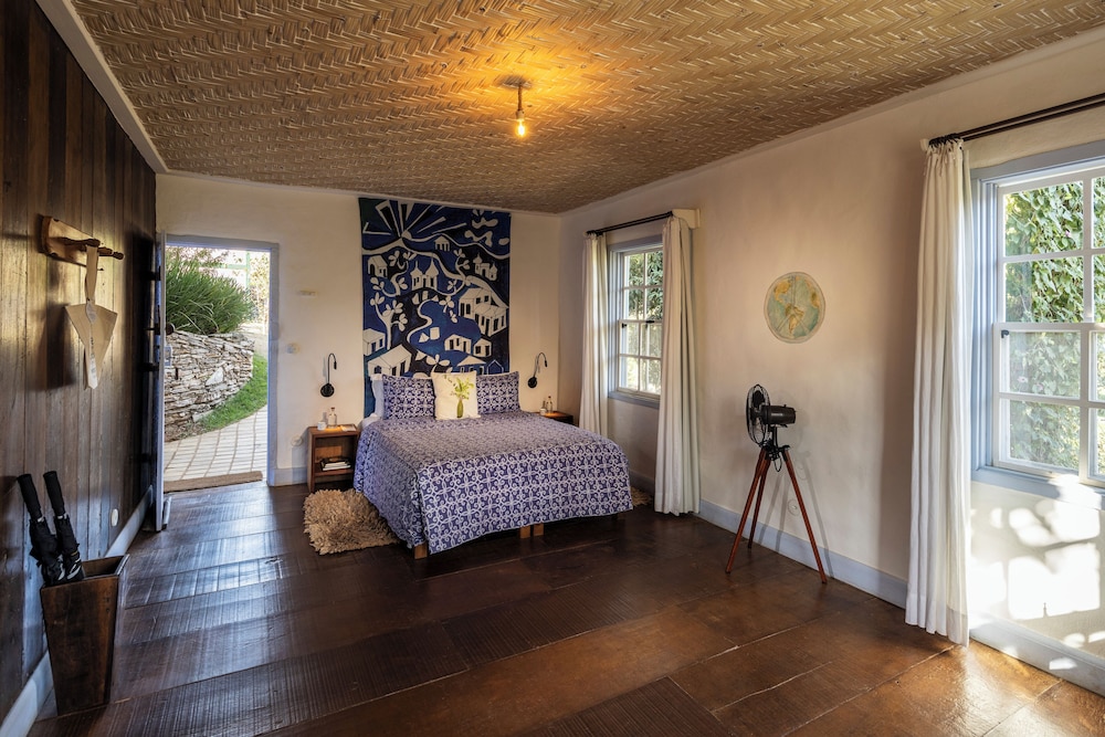 Suite, Garden View