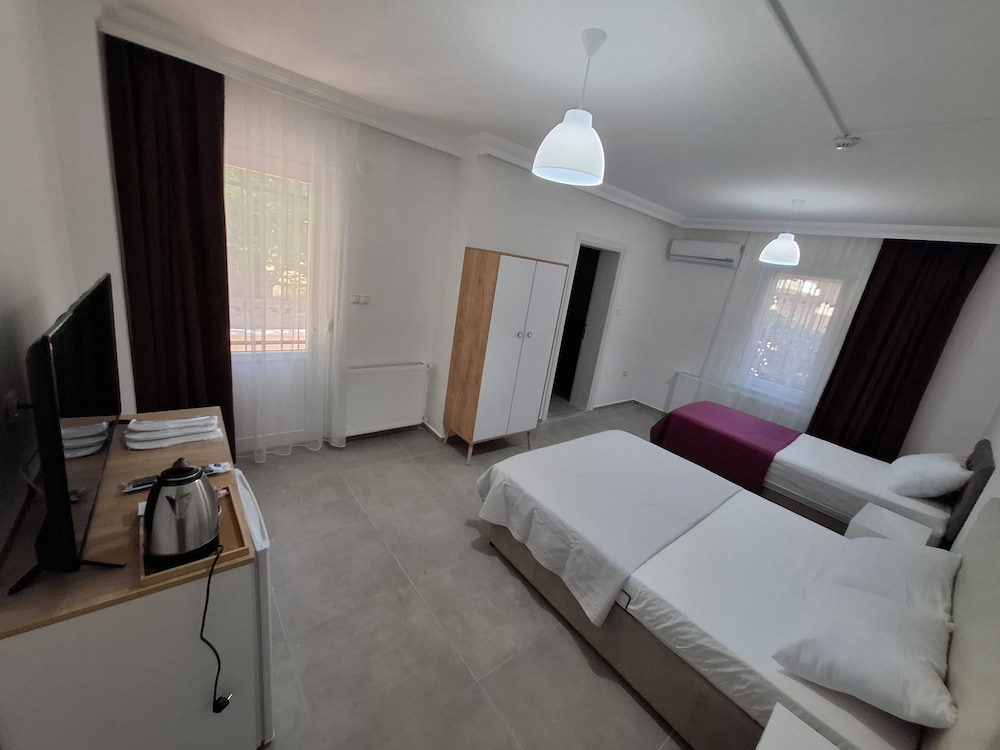 Comfort Triple Room, Balcony