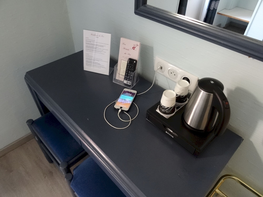 Double Room Single Use, Non Smoking, Private Bathroom photo 3