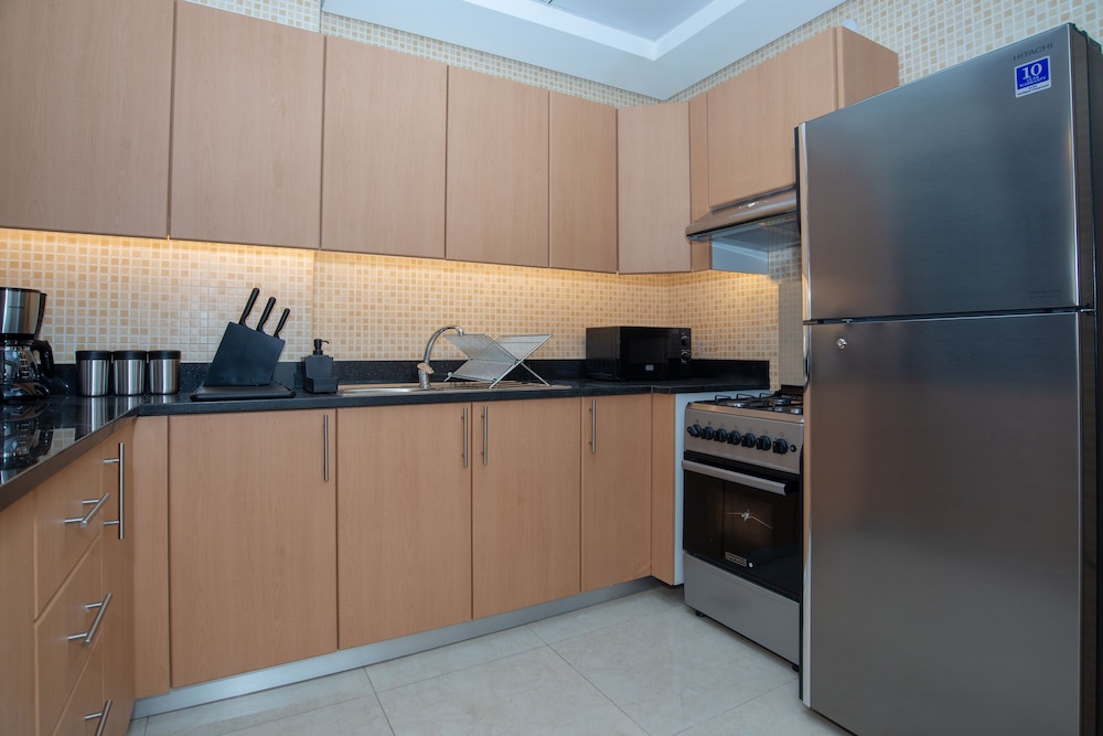 Luxury Apartment, 2 Bedrooms, Balcony photo 3