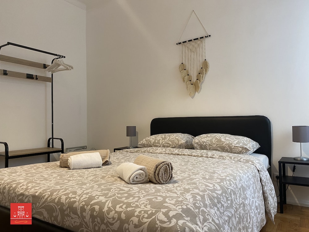 Habitación Doble Básica con Baño Compartido