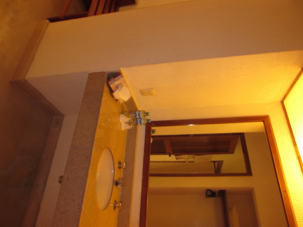 Standard Double Room, 2 Double Beds - Photo 14