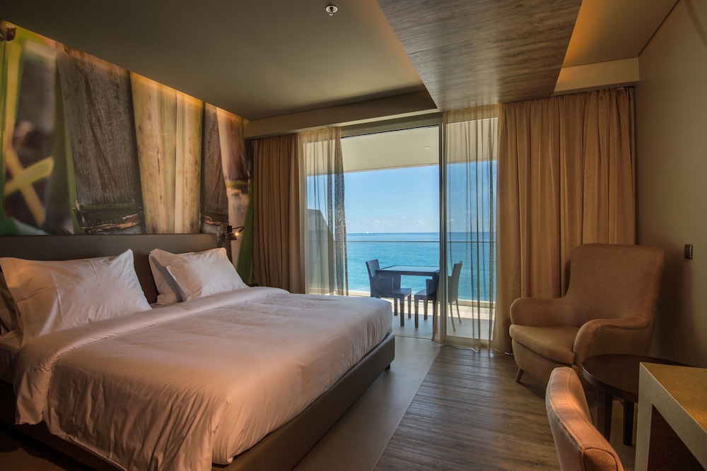 Ocean Room