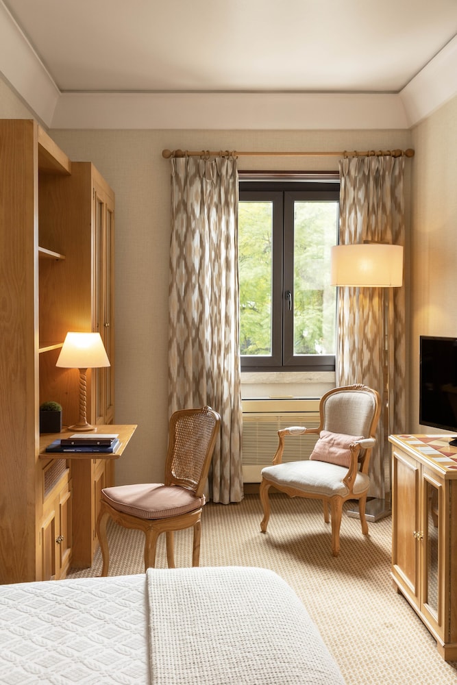 Lisboa Room - Photo 9