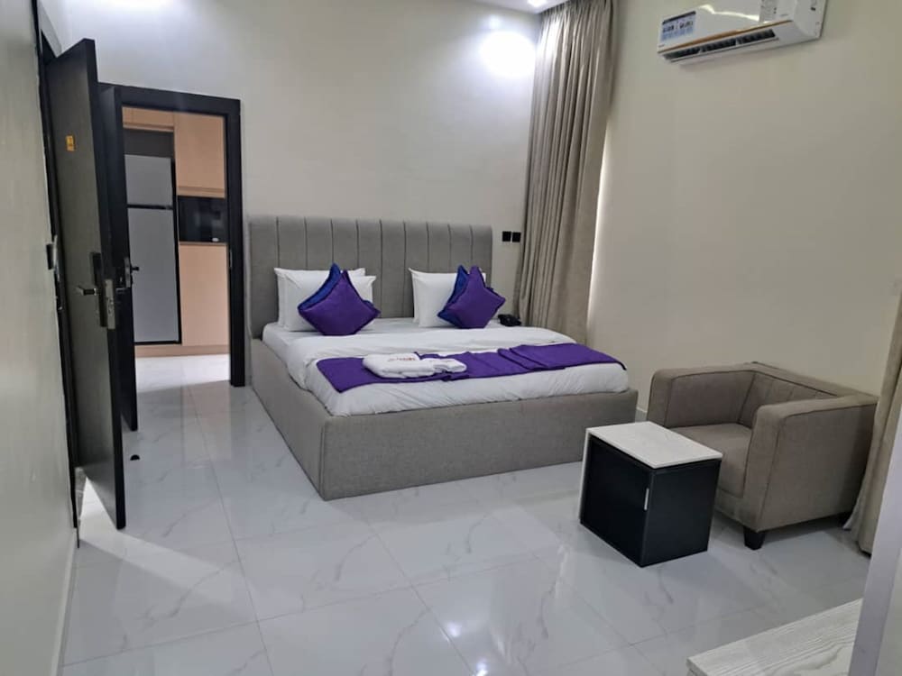 Basic Apartment