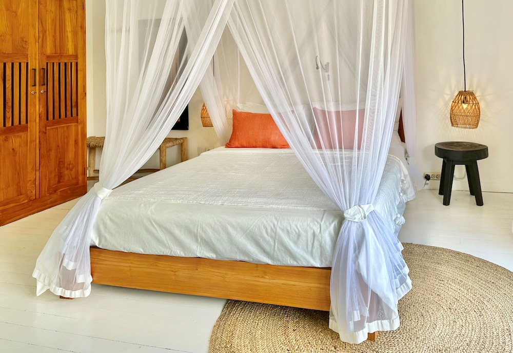 Exclusive Villa, 2 Bedrooms, Patio, Garden View photo 3