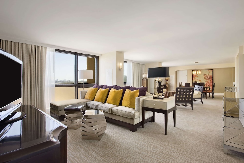 Presidential Suite photo 2