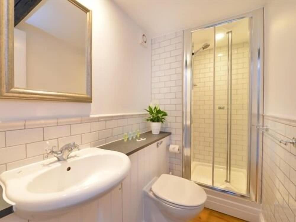 Superior Double Room, Ensuite, Garden View (Available as Twin) photo 2