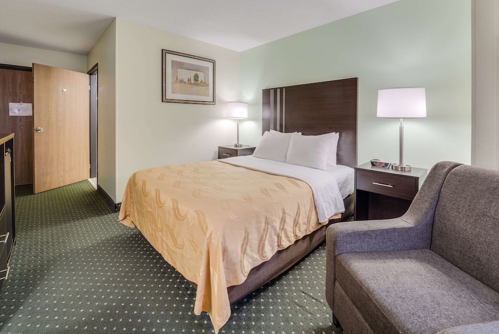 Room, 1 Queen Bed, Accessible, Non Smoking - Photo 2