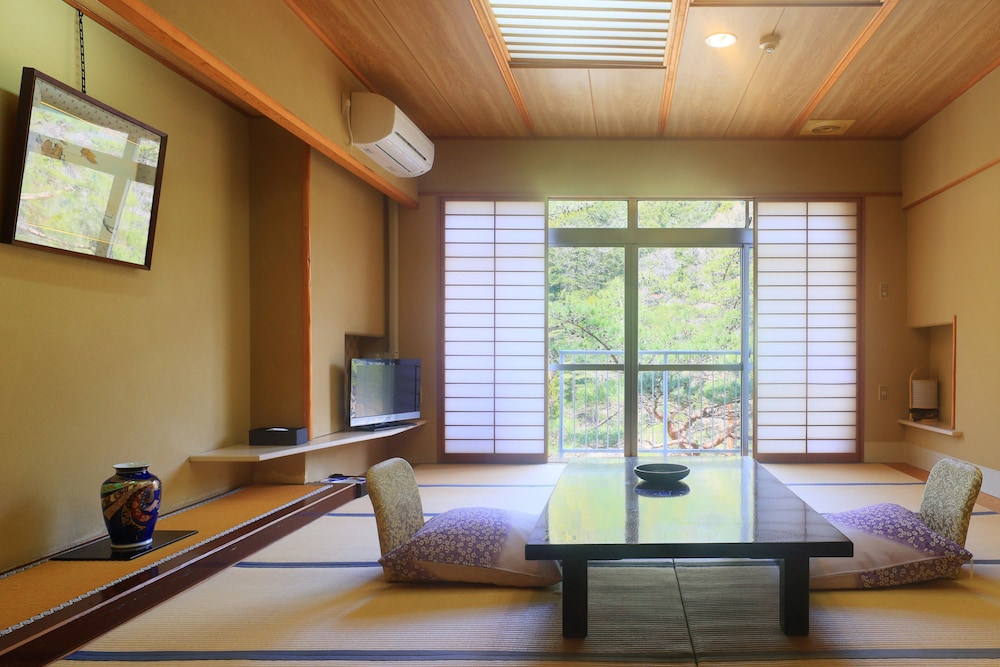 Japanese Style Economy Room photo 1