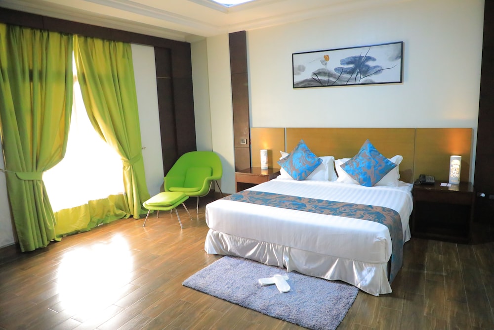 Executive Suite