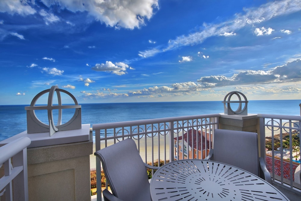 Villa, 2 Bedrooms, Oceanfront, Balcony, Mobility Accessible, Roll-in Shower (D) photo 2