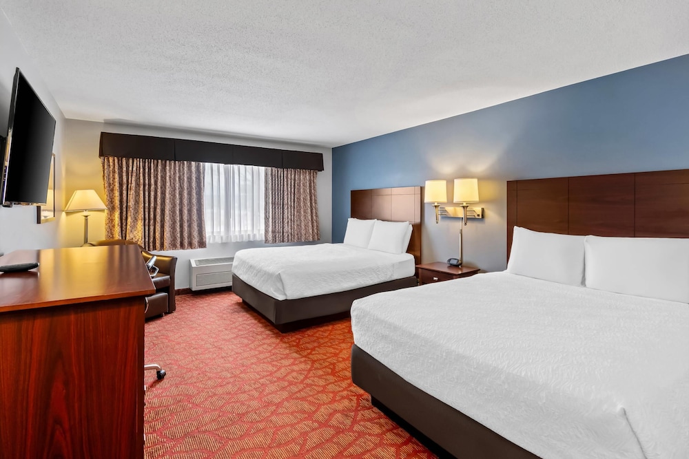 Standard Room, 2 Queen Beds, Non Smoking photo 1