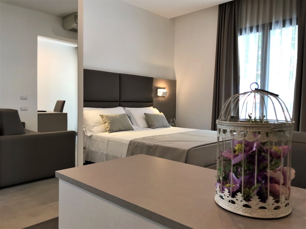 Junior Suite, Garden View photo 1