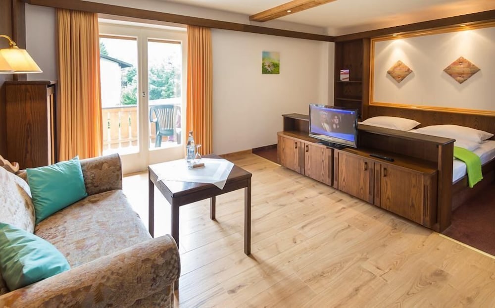 Triple Room, 1 Bedroom