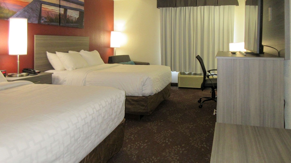 Suite, 2 Queen Beds, Non Smoking - Photo 5