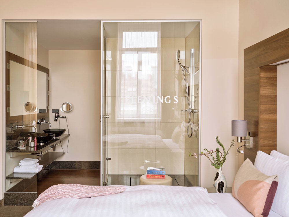 Superior Twin Room photo 3