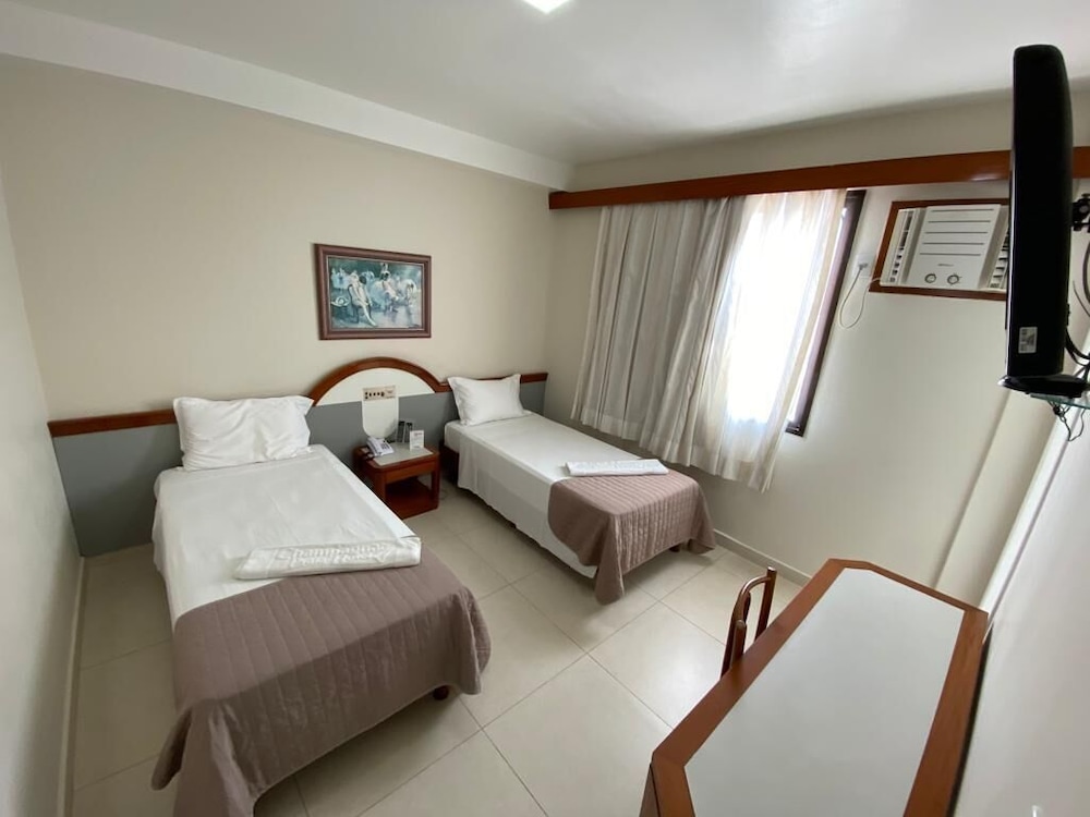 Standard Double or Twin Room - Photo 1