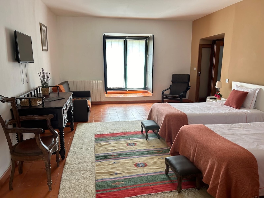 Superior Twin Room photo 2