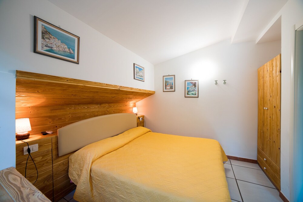 Standard Double or Twin Room, 1 Double or 2 Twin Beds photo 2