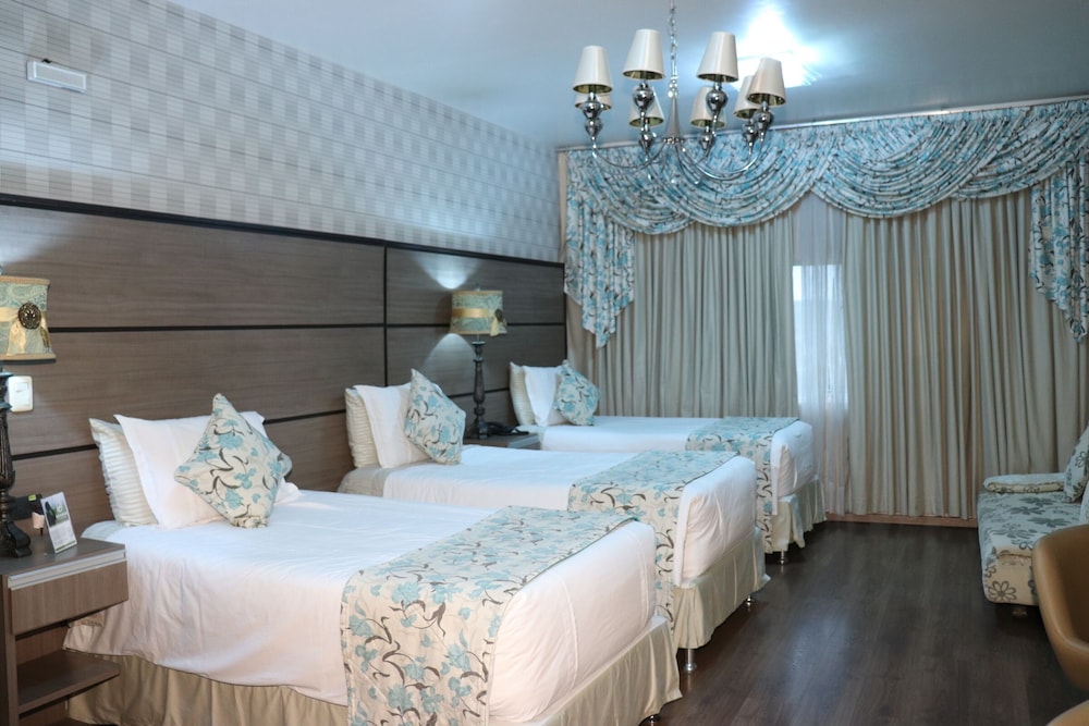 Suite (3 people)