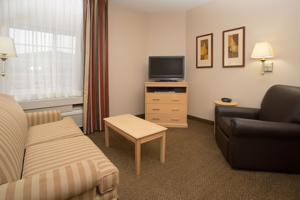 Room, 1 Bedroom - Photo 7