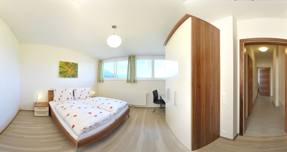 Suite photo 1