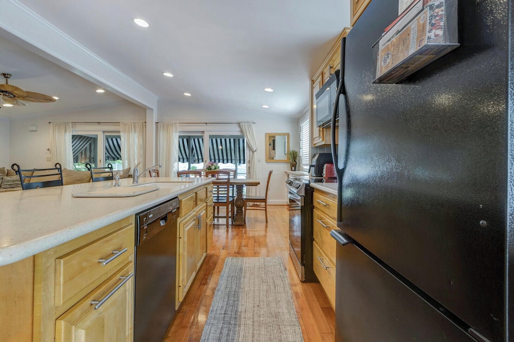 House, Multiple Beds, Kitchen, Garden View (ST LOUIS STREET 24) photo 2