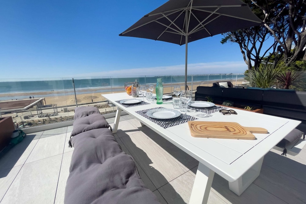 Deluxe Apartment, Terrace, Beach View (Entre ciel et mer) photo 2