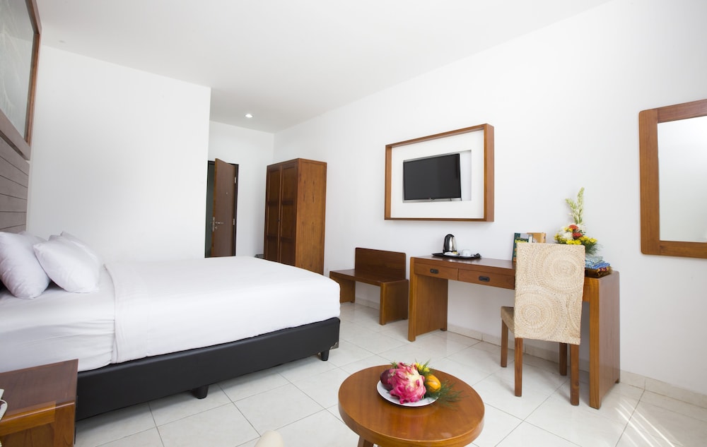 Deluxe Room - Photo 11