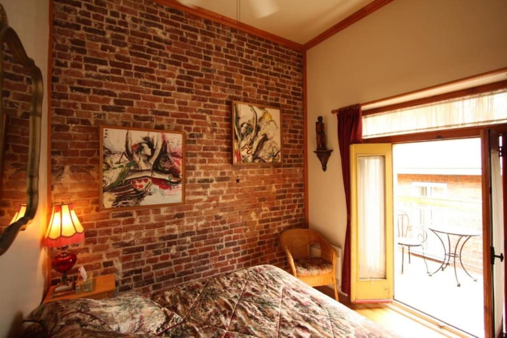 Standard Room photo 2