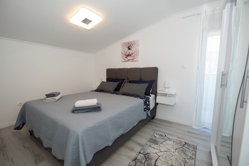 Apartment, 1 Bedroom, Non Smoking, Kitchen photo 1