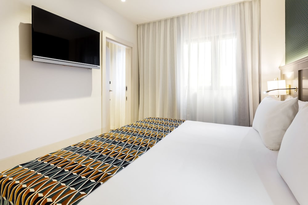 Economy Double Room Single Use photo 2
