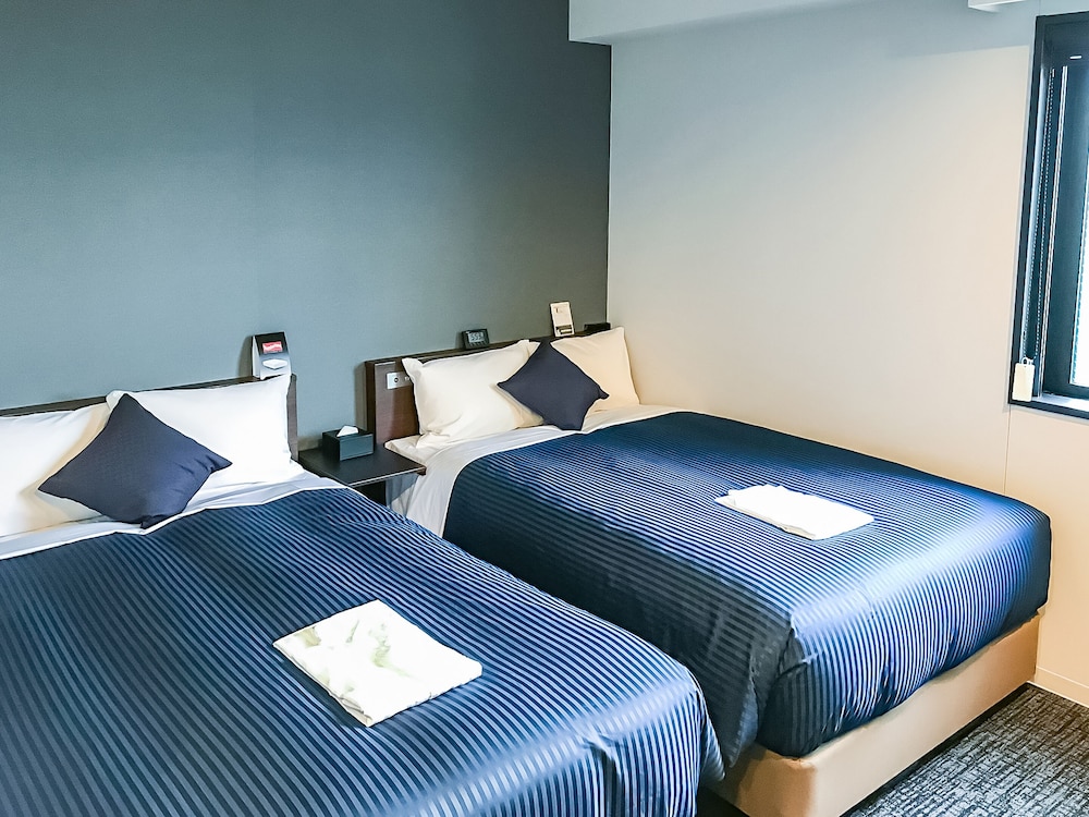 Twin Room, Non Smoking - Photo 1