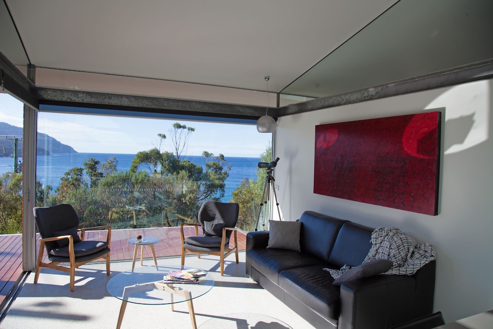 Luxury Apartment, 1 Bedroom, Sea View (Pavilion 1) photo 3