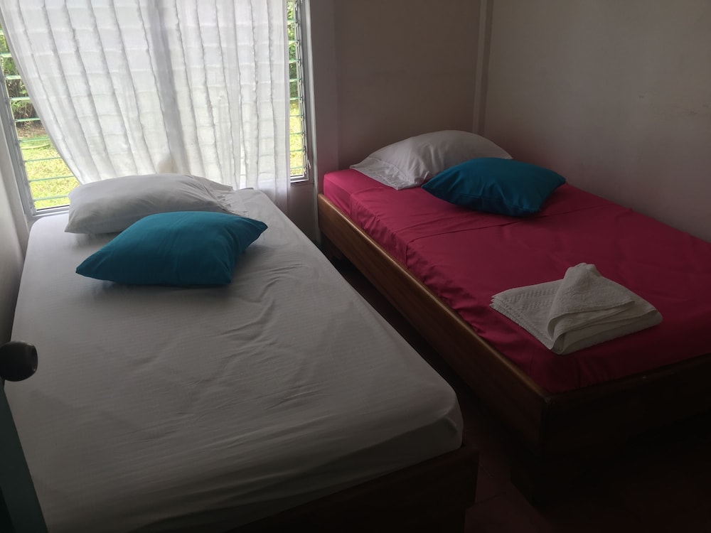 Basic Cottage, 2 Bedrooms photo 3
