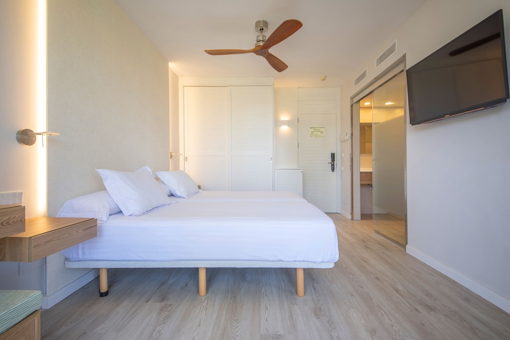 Superior Double Room, Terrace (2 Adults) photo 3