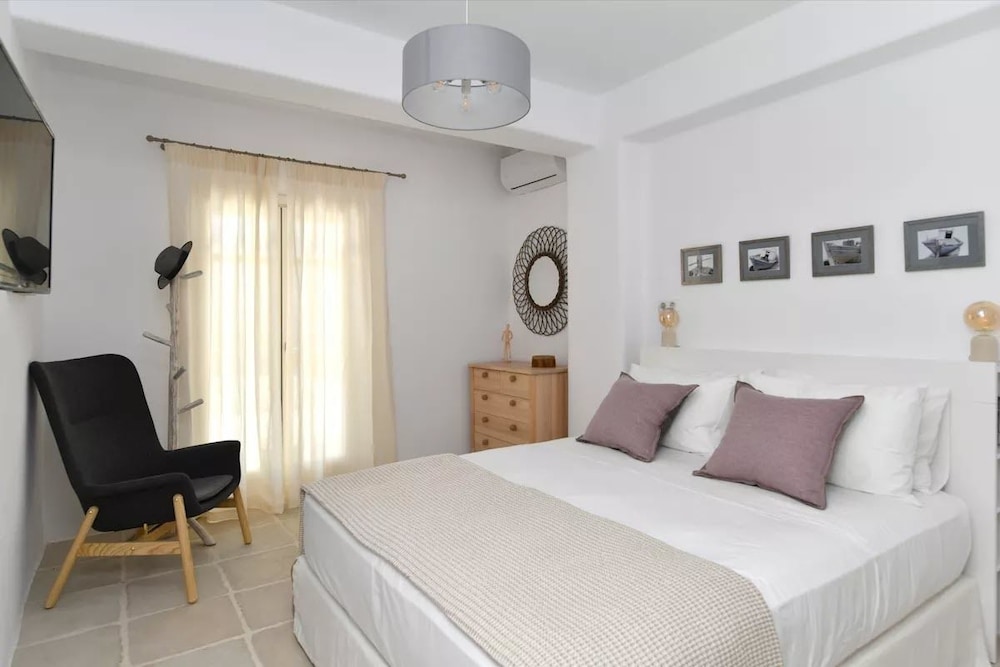 Villa, 4 Bedrooms, Jetted Tub (Ianthe)