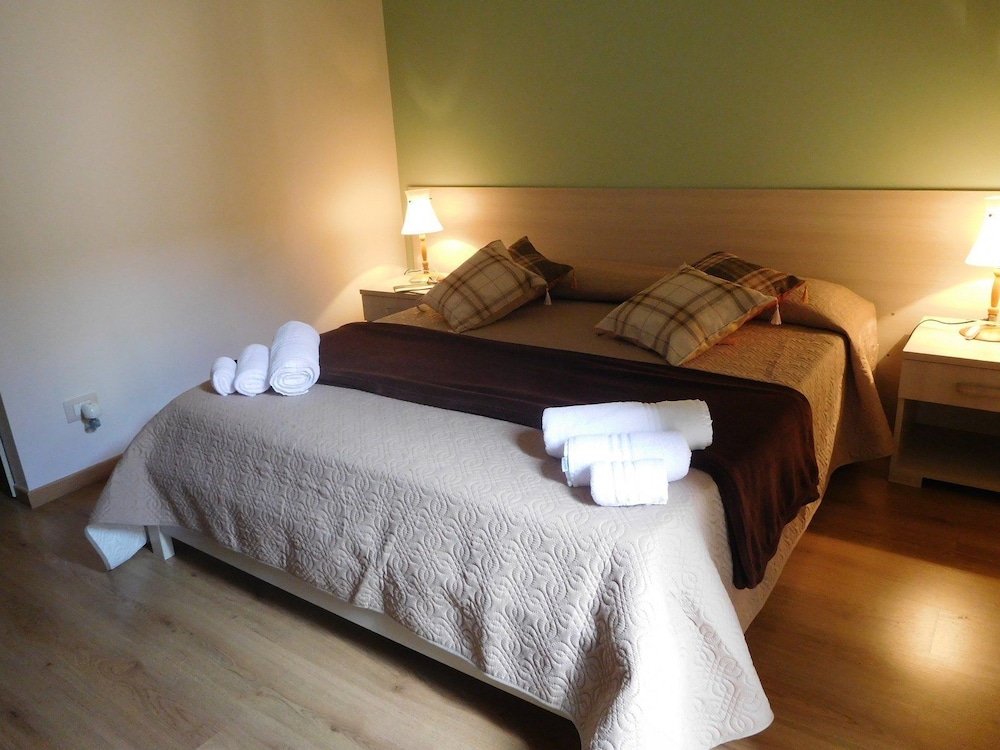 Double Room - Photo 3