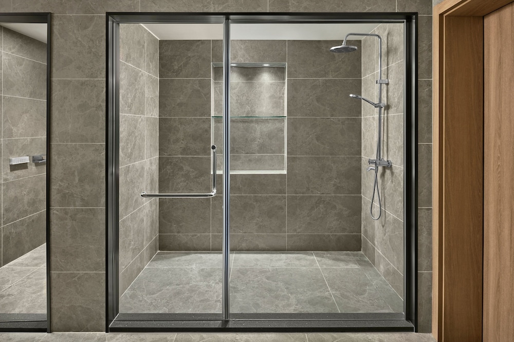 Suite, 1 Bedroom photo 3
