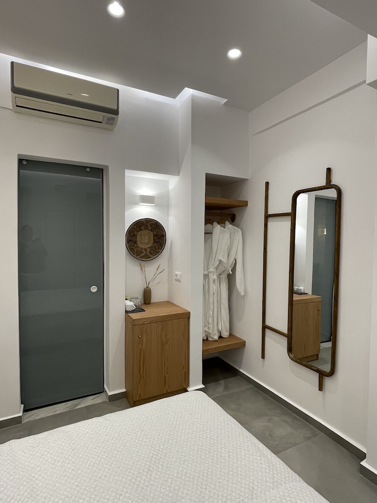 Double Room with Outdoor Hot Tub - Photo 3